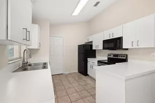 3141 Enclave Ct, Kissimmee, FL 34746 - Photo 9