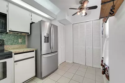 3112 S Semoran Boulevard #O5, Orlando, FL 32822 - Photo 5