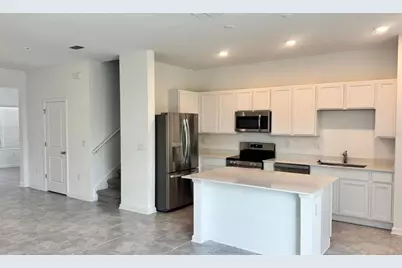 2524 Skyline Loop, Kissimmee, FL 34758 - Photo 3
