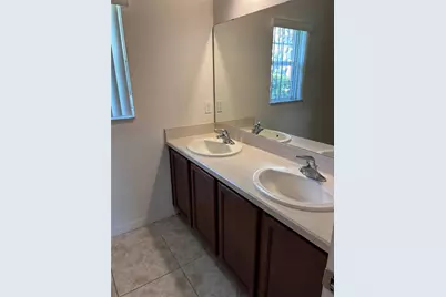 3510 Yacht Club Court, Kissimmee, FL 34746 - Photo 7