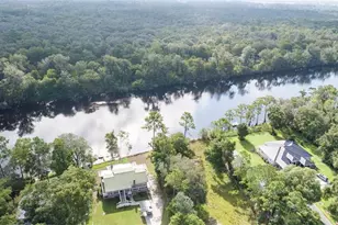 227 NE 838th St, Old Town, FL 32680 - Photo 3