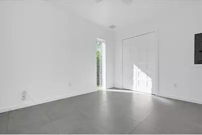 501 Chastain Road, Seffner, FL 33584 - Photo 13