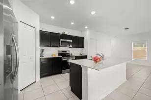 1334 Diego Ter, Winter Haven, FL 33884 - Photo 9