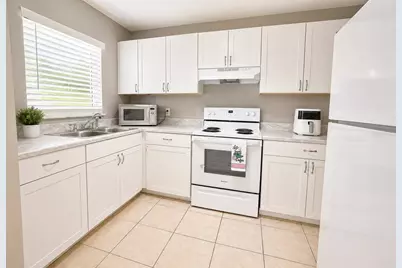 1807 Michigan Avenue #B, Kissimmee, FL 34744 - Photo 5