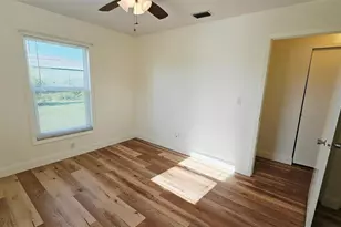 10147 Tramore Ave, Englewood, FL 34224 - Photo 15