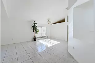 11781 Hatcher Cir, Orlando, FL 32824 - Photo 5
