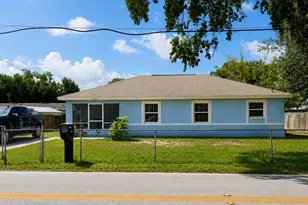 4370 Ave Q, Auburndale, FL 33823 - Photo 1