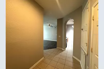 8660 Buccilli Drive #305, Orlando, FL 32829 - Photo 5