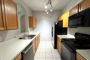 8660 Buccilli Dr, Orlando, FL 32829 - Photo 9