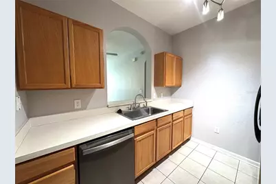 8660 Buccilli Drive #305, Orlando, FL 32829 - Photo 9