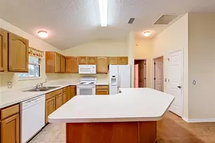 1830 Madero Dr, The Villages, FL 32159 - Photo 15