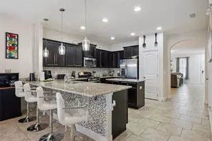 4136 Oak Tree Dr, Davenport, FL 33837 - Photo 9