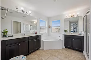 4136 Oak Tree Dr, Davenport, FL 33837 - Photo 17