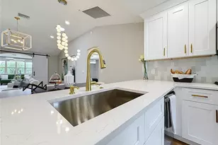 1305 La Estrellita Way, The Villages, FL 32162 - Photo 9