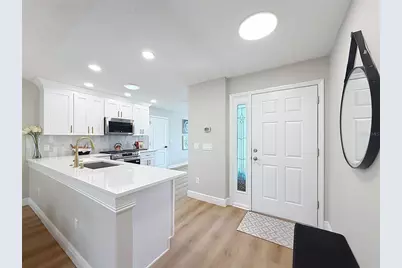 1305 La Estrellita Way, The Villages, FL 32162 - Photo 5