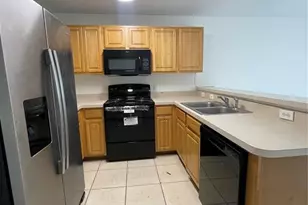 342 Cervantes Dr, Kissimmee, FL 34743 - Photo 3