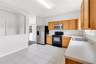 735 Palaiseau Ct, Kissimmee, FL 34759 - Photo 7