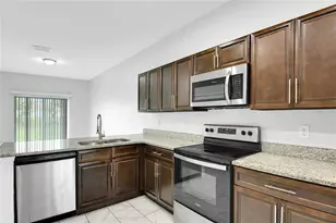 754 Mink Ct, Kissimmee, FL 34759 - Photo 3