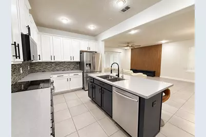 2524 Fontaine Drive, Kissimmee, FL 34741 - Photo 11