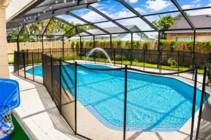2609 Mill Run Blvd, Kissimmee, FL 34744 - Photo 3