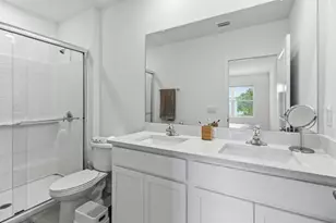 4461 Rachel Fls Dr, Tampa, FL 33610 - Photo 19