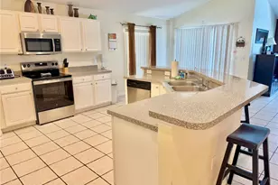 2666 Willow Glen Cir, Kissimmee, FL 34744 - Photo 3