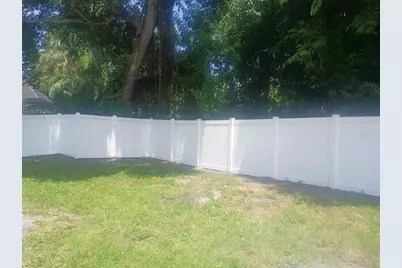 327 Barbara Circle, Belleair, FL 33756 - Photo 9
