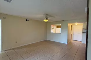 704 Lucaya Dr, Kissimmee, FL 34758 - Photo 7