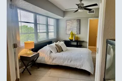 [Address not provided], Saint Petersburg, FL 33712 - Photo 11