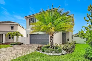 1692 SE 7th Ct, Homestead, FL 33033 - Photo 5