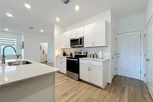 1692 SE 7th Ct, Homestead, FL 33033 - Photo 19