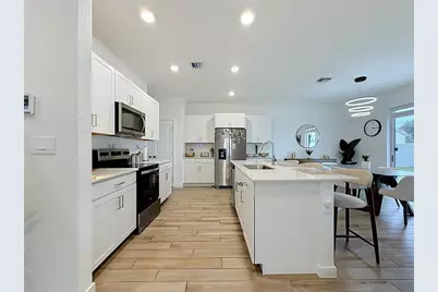 1692 SE 7th Court, Homestead, FL 33033 - Photo 15