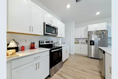 1692 SE 7th Court, Homestead, FL 33033 - Photo 17