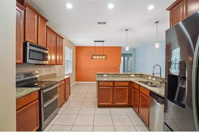 3205 Bayflower Ave, Saint Cloud, FL 34773 - Photo 5