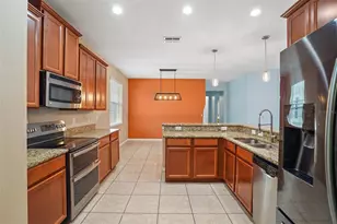 3205 Bayflower Ave, Saint Cloud, FL 34773 - Photo 5