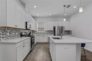 9184 Olmo Ct, Davenport, FL 33897 - Photo 7