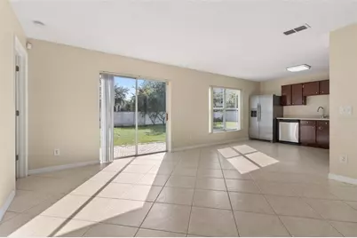 2224 Mallard Creek Circle, Kissimmee, FL 34743 - Photo 13