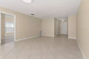 2224 Mallard Creek Cir, Kissimmee, FL 34743 - Photo 11