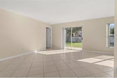 2224 Mallard Creek Circle, Kissimmee, FL 34743 - Photo 15