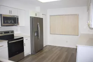 26245 Newcombe Circle, Leesburg, FL 34748 - Photo 21