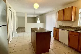 1304 Dover Dr, Kissimmee, FL 34758 - Photo 15