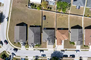 333 Cheshire Way, Davenport, FL 33897 - Photo 11