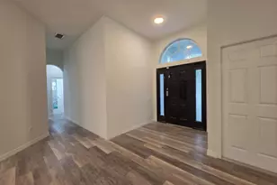 2711 Patrician Cir, Kissimmee, FL 34746 - Photo 3