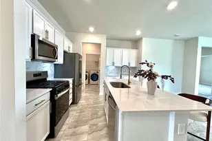 10621 Bissell St, Orlando, FL 32836 - Photo 3