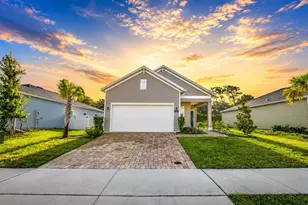 4507 NW 14th Loop, Ocala, FL 34482 - Photo 1