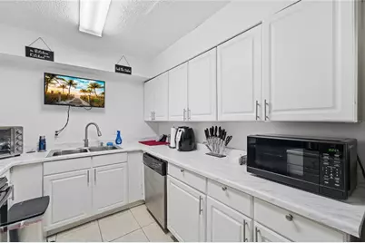524 Pigeon Cir, Orlando, FL 32825 - Photo 9