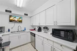 524 Pigeon Cir, Orlando, FL 32825 - Photo 9