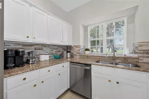 1791 Royal Ridge Dr, Davenport, FL 33896 - Photo 9