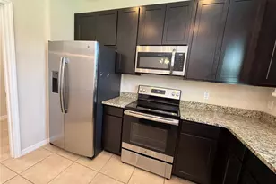 2432 Seven Oaks Dr, Saint Cloud, FL 34772 - Photo 5