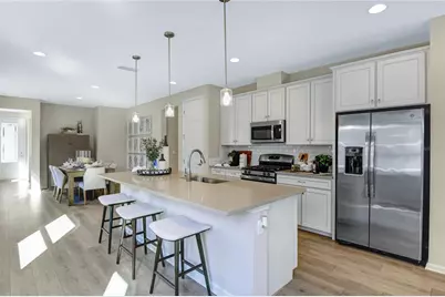 5316 Spring Maiden Circle, Apollo Beach, FL 33572 - Photo 3